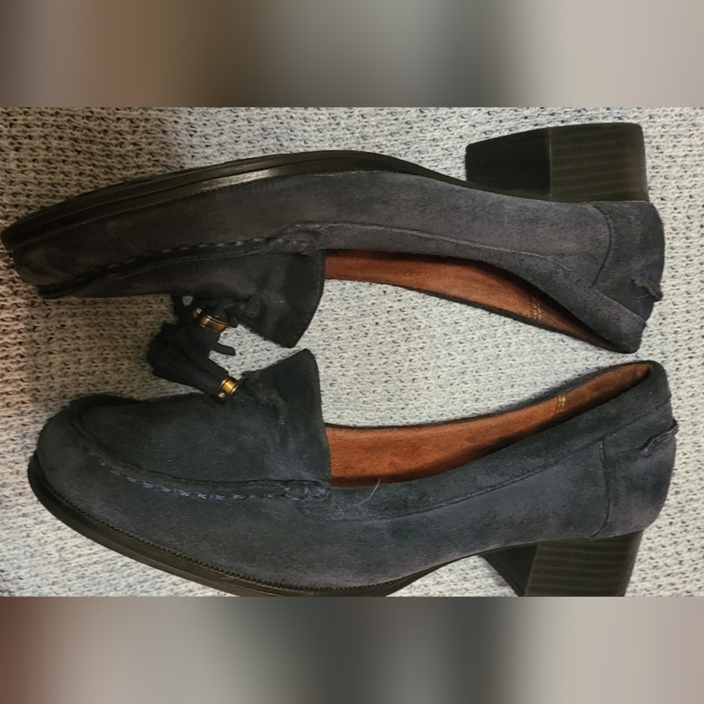Naturalizer N5 Comfort Loafer - Picture 2 of 13